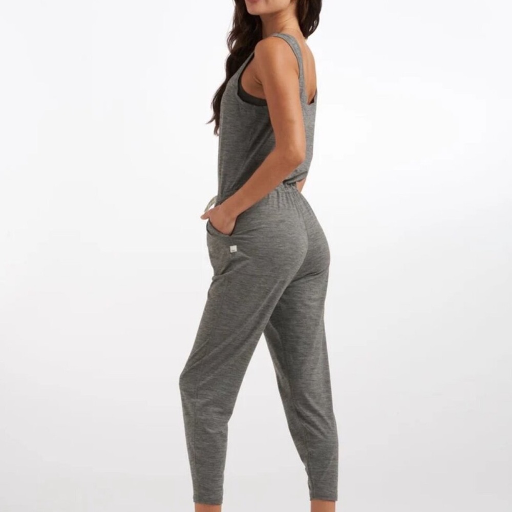 Vuori Lux Harem Jumpsuit Sleeveless Lightweight Heather Grey— size small